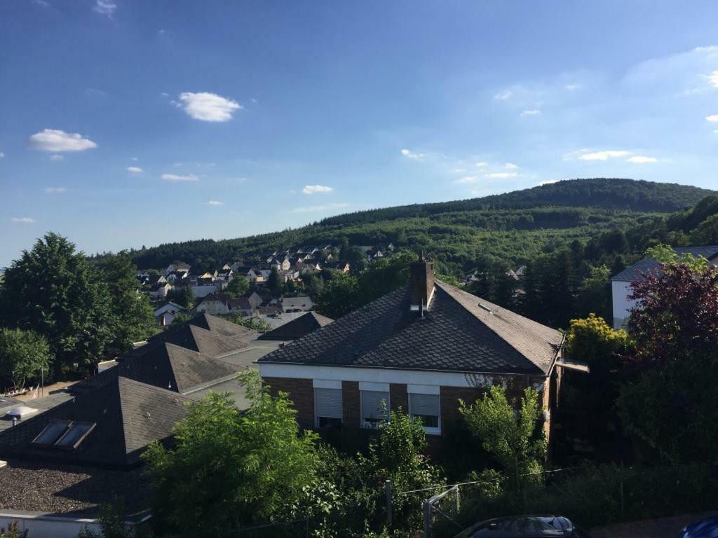 Ferienwohnungen Pellenzblick - Wohnen Auf Zeit - Nickenich Exterior photo